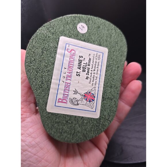 Vintage David Winter Cottages "St Anne's Well" 1989, July British Traditions Box - Picture 7 of 9